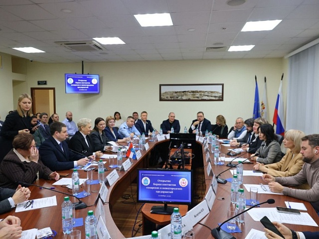 Более 220 переговоров провели нижегородские и самарские предприятия во время реверсной бизнес-миссии